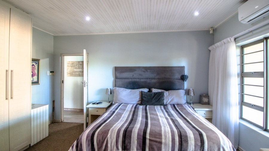 4 Bedroom Property for Sale in Gonubie Eastern Cape
